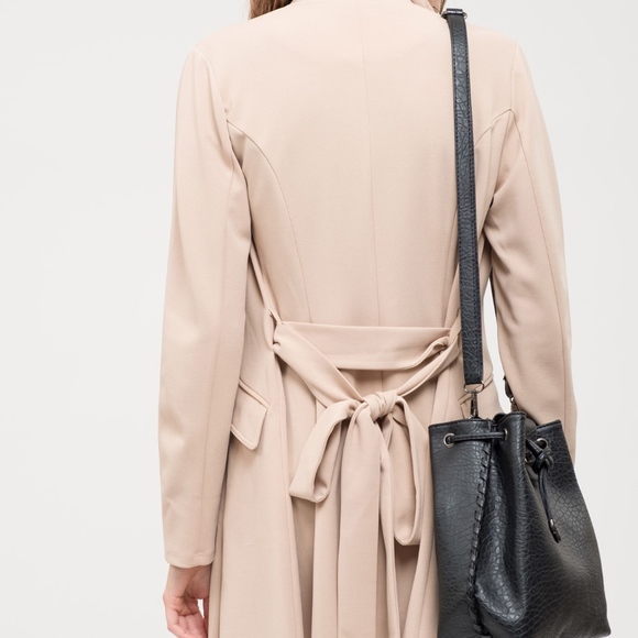 Only 1 left!! NWT Tan Belted Trench Coat - Picture 2 of 4
